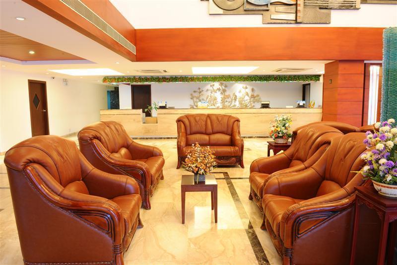 Rr Inn Palayankottai Экстерьер фото