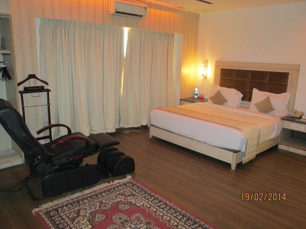 Rr Inn Palayankottai Номер фото